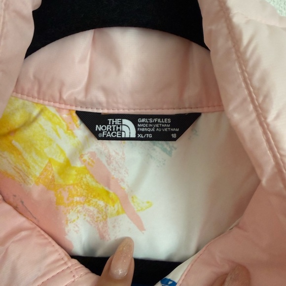 The North Face Light Pink Quilted Jacket new - Picture 5 of 10